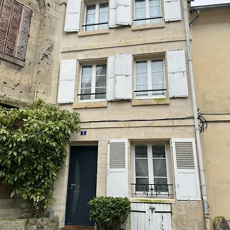 Maison Centre Cathedrale Noyon