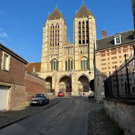 Maison Centre Cathedrale Noyon